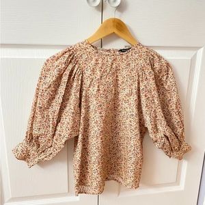 Floral balloon sleeves top